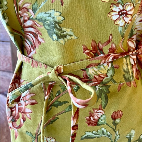 🌿Chrissy Chef Apron🌿 - Picture 4 of 9